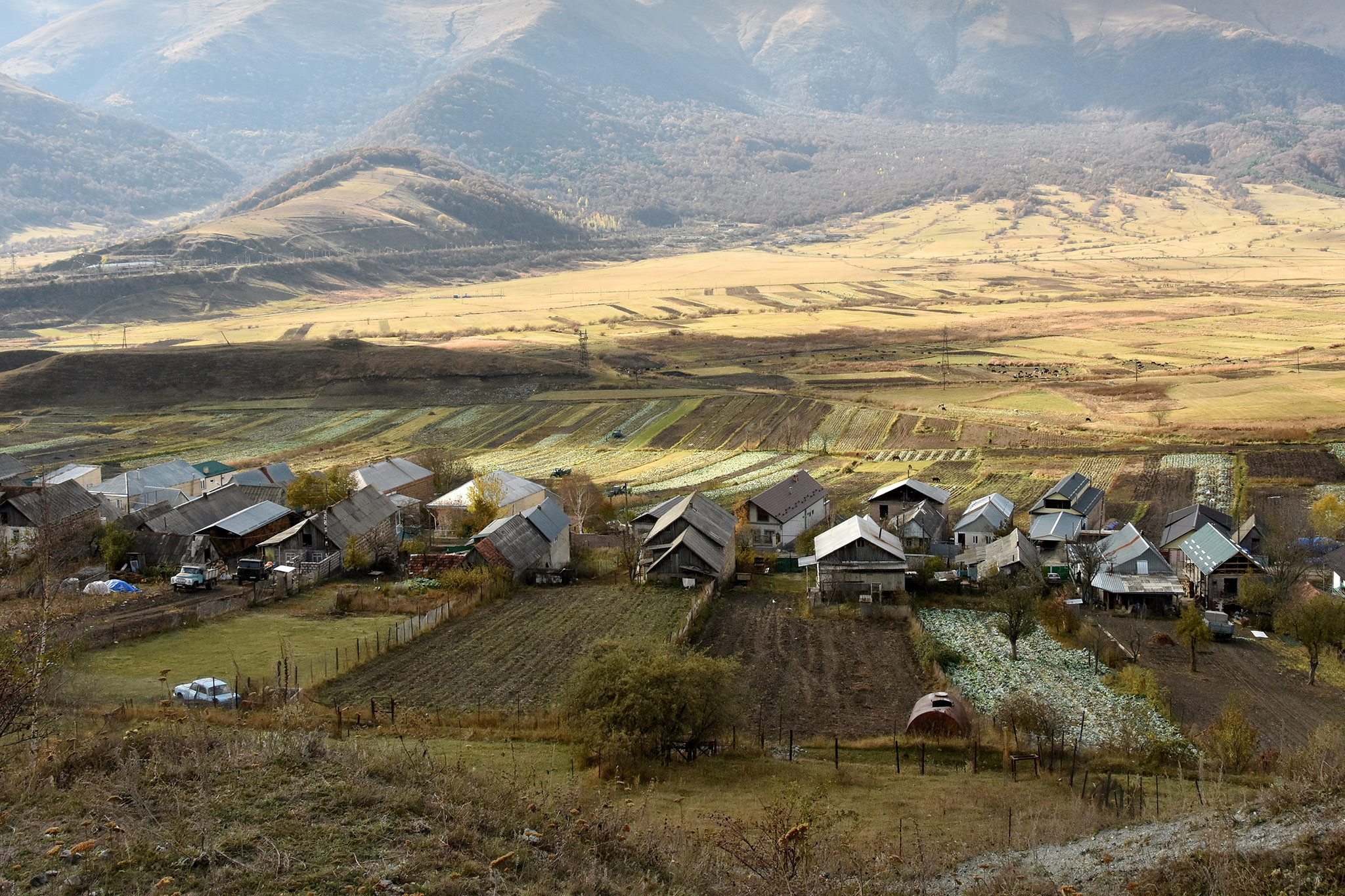 Fioletovo, Margahovit (Фиолетово)